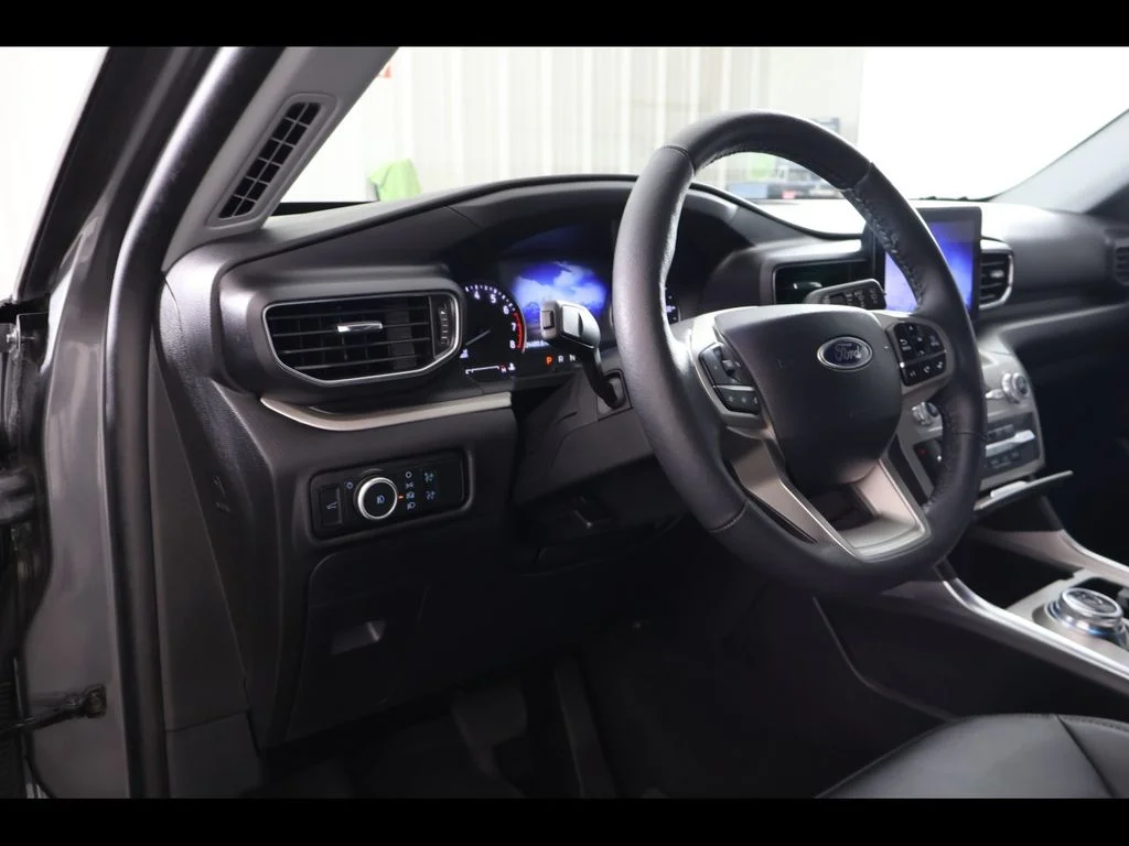 2024 Ford Explorer XLT - Photo 13
