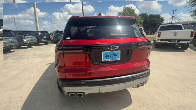 2026 Chevrolet Traverse Z71 - Photo 7