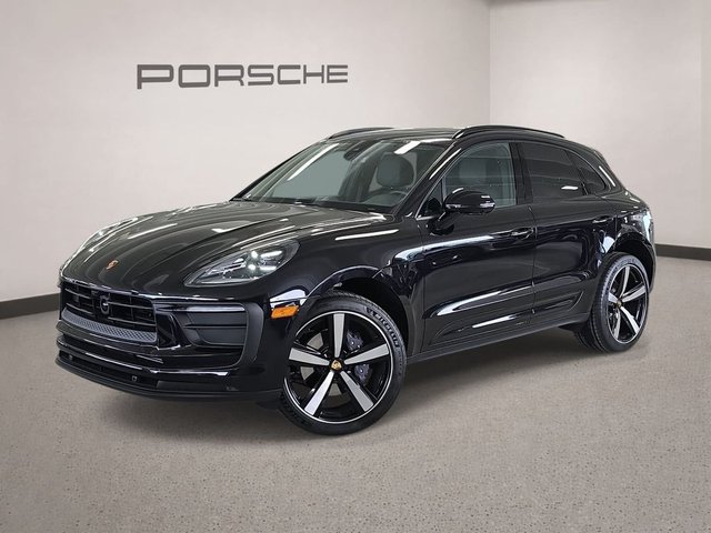 2026 Porsche Macan Base