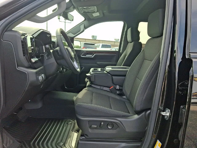 New 2026 Onyx Black GMC Elevation image 10