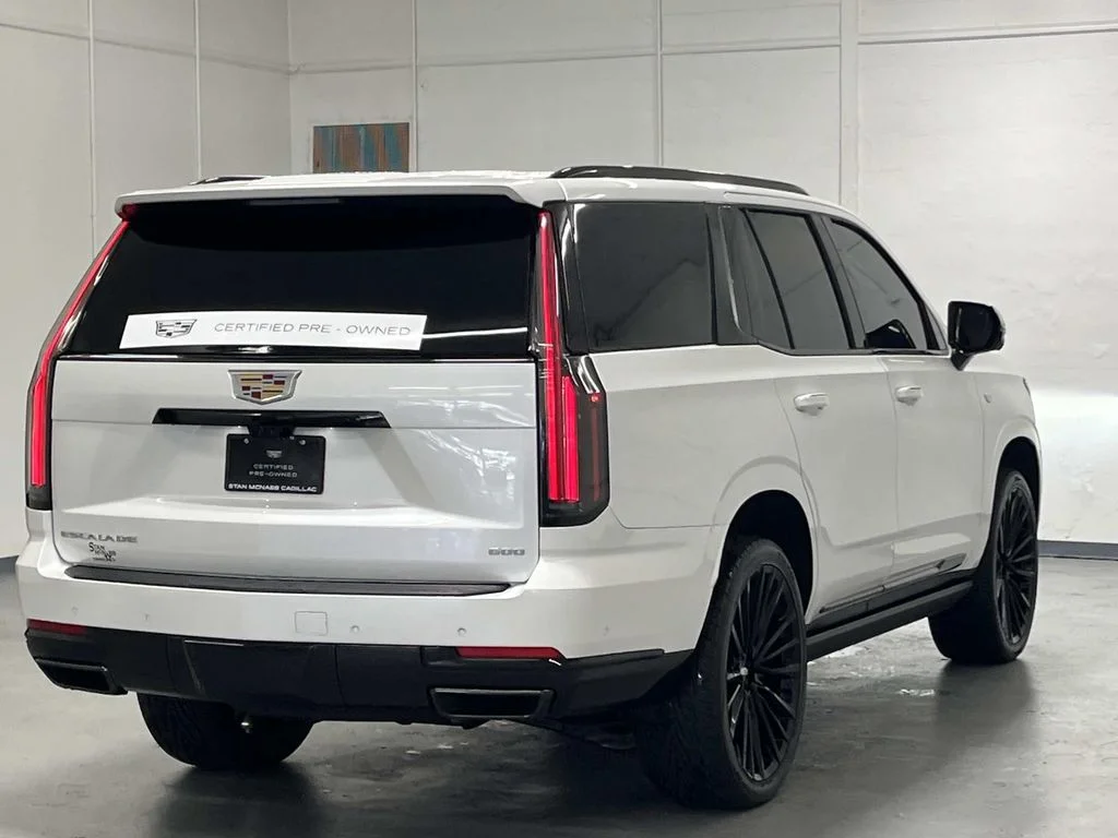 Used 2025 Crystal White Tricoat Cadillac Sport image 8