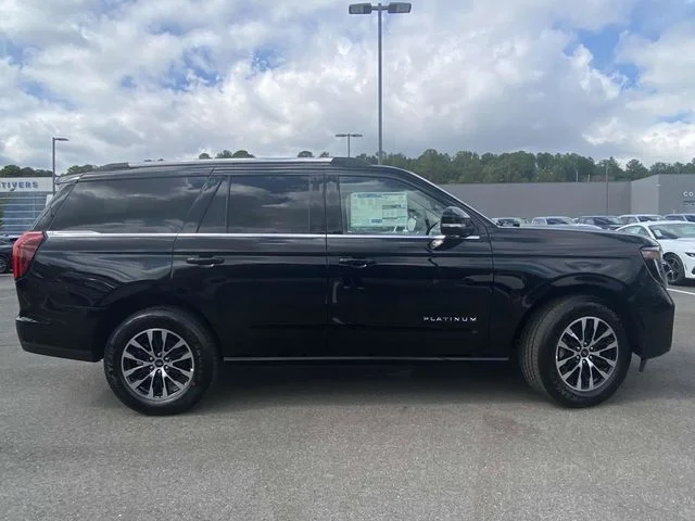 New 2026 Black Ford Platinum image 2