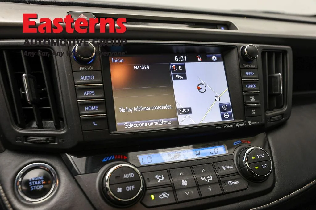Used 2016 Black Toyota XLE image 19