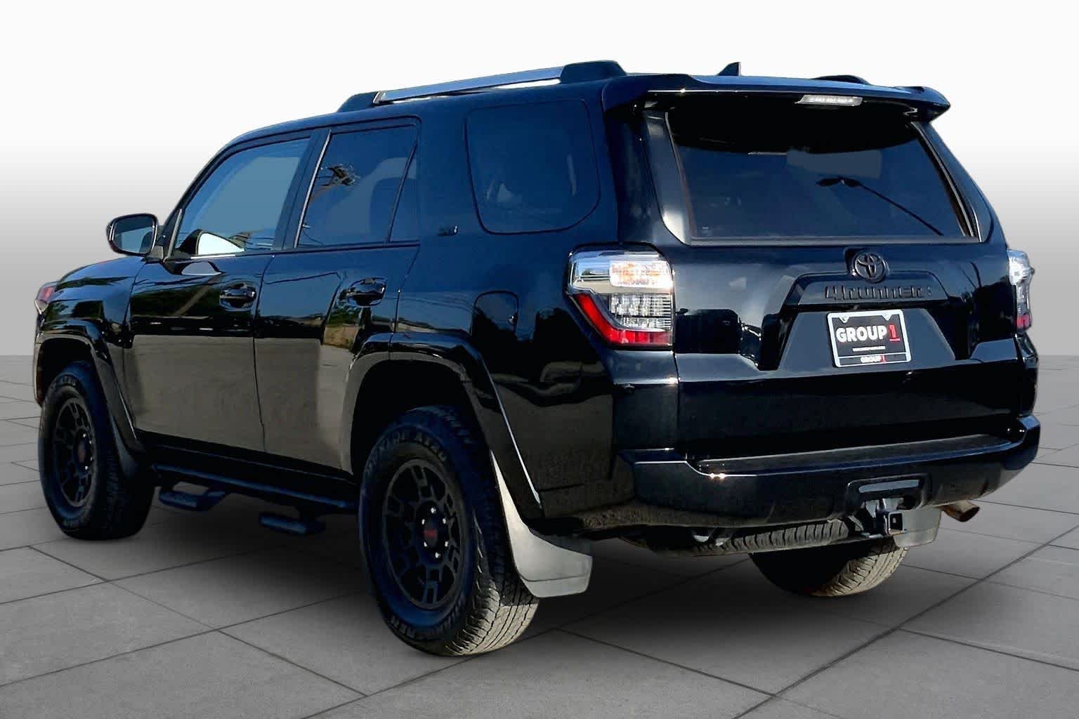 Used 2023 Midnight Black Metallic Toyota SR5 image 12