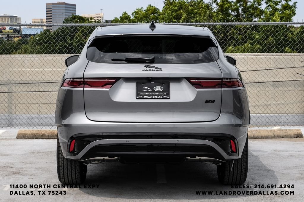 2026 Jaguar F-Pace R-Dynamic S - Photo 11