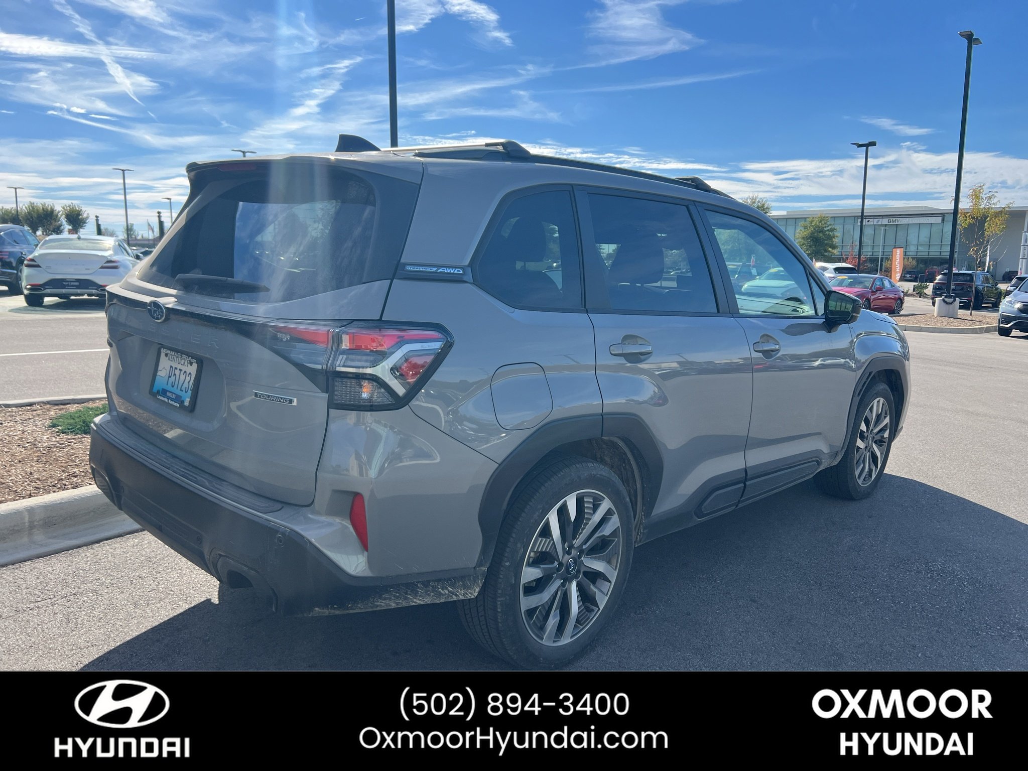 Used 2025 River Rock Pearl Subaru Touring image 13