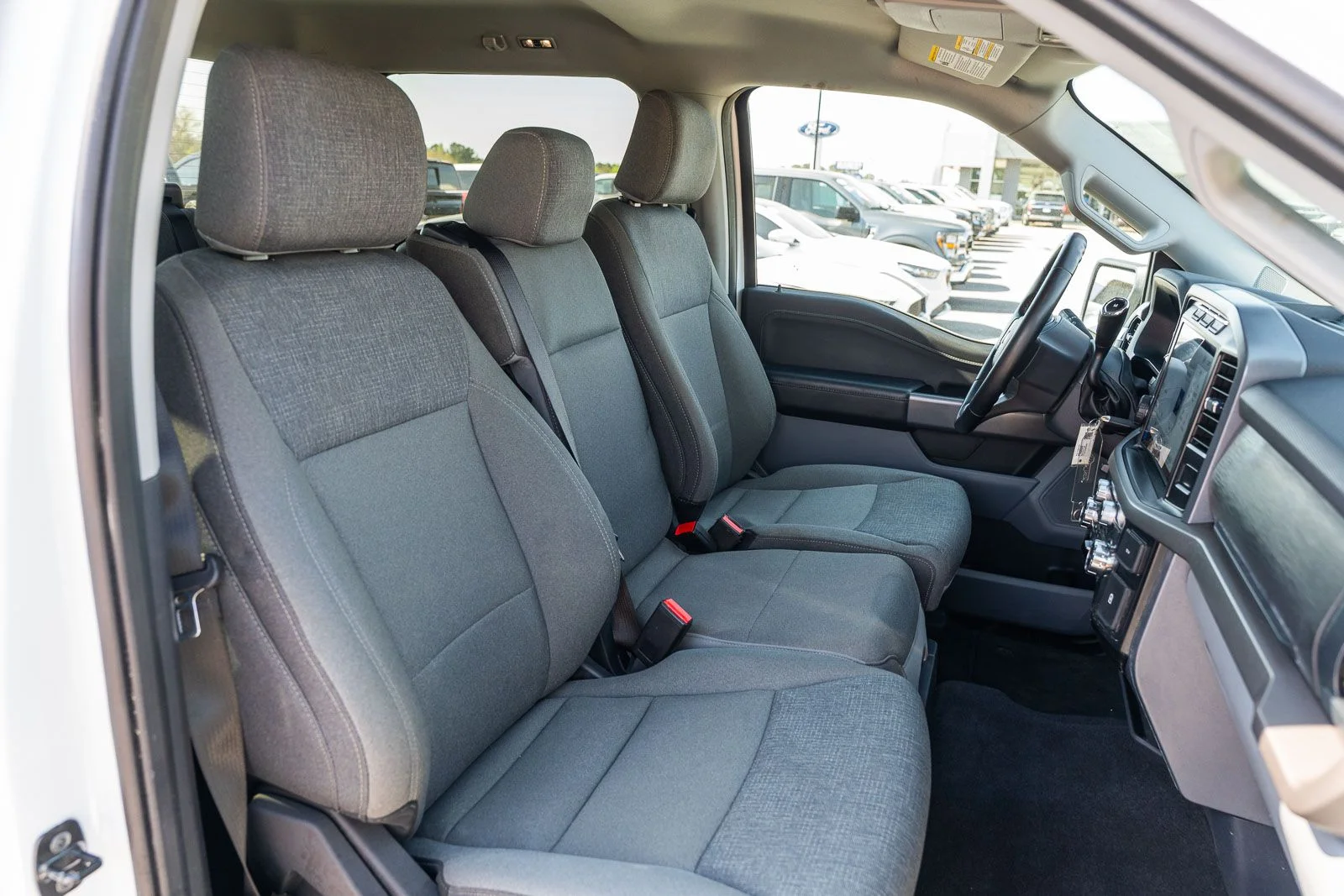 Used 2024  Ford XLT image 13