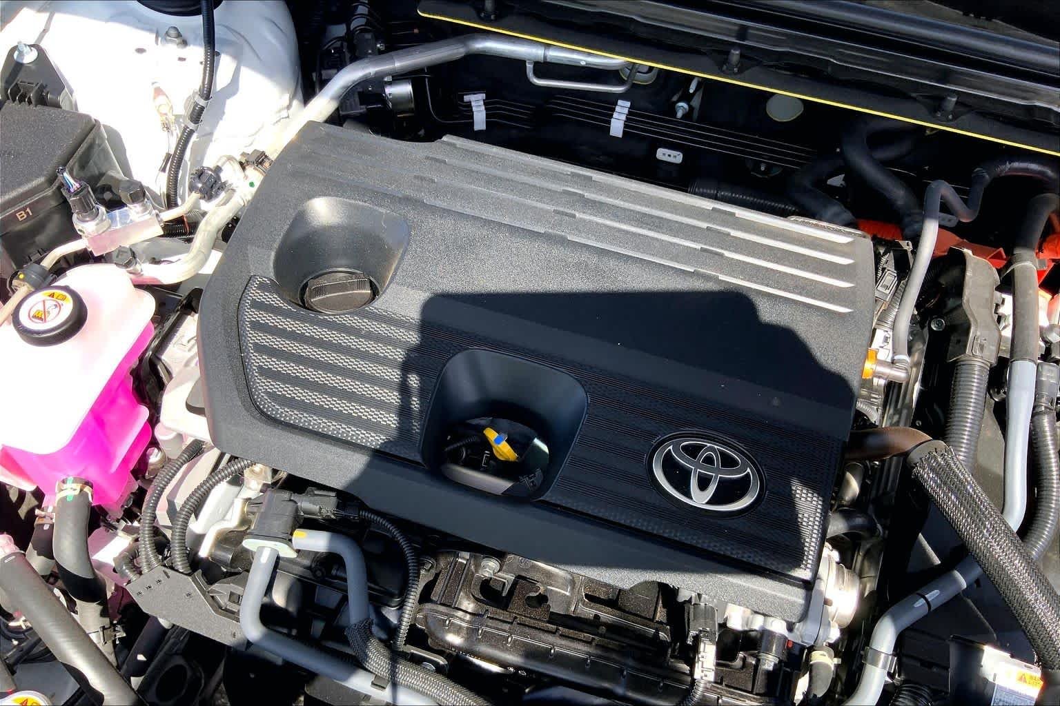 2026 Toyota Crown XLE - Photo 30