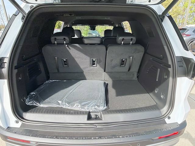 2026 Chevrolet Traverse LT - Photo 28