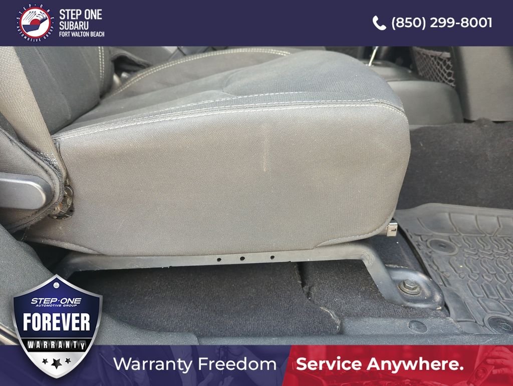 Used 2017 Black Jeep Unlimited Sahara image 33