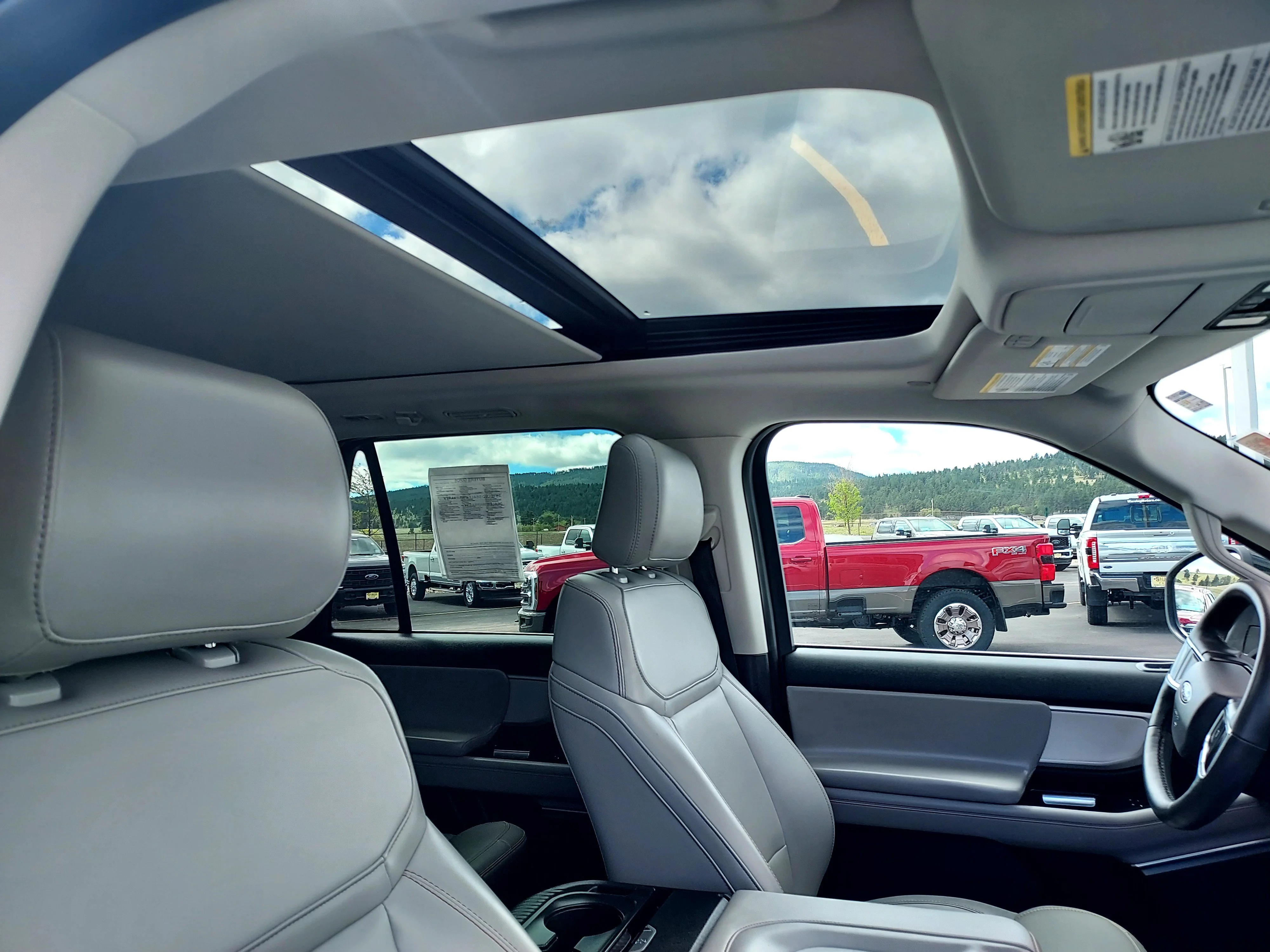 Used 2025 White Ford Active image 26