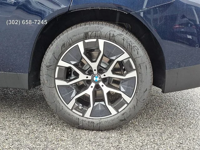 New 2026 Tanzanite Blue II Metallic BMW 30 xDrive image 8