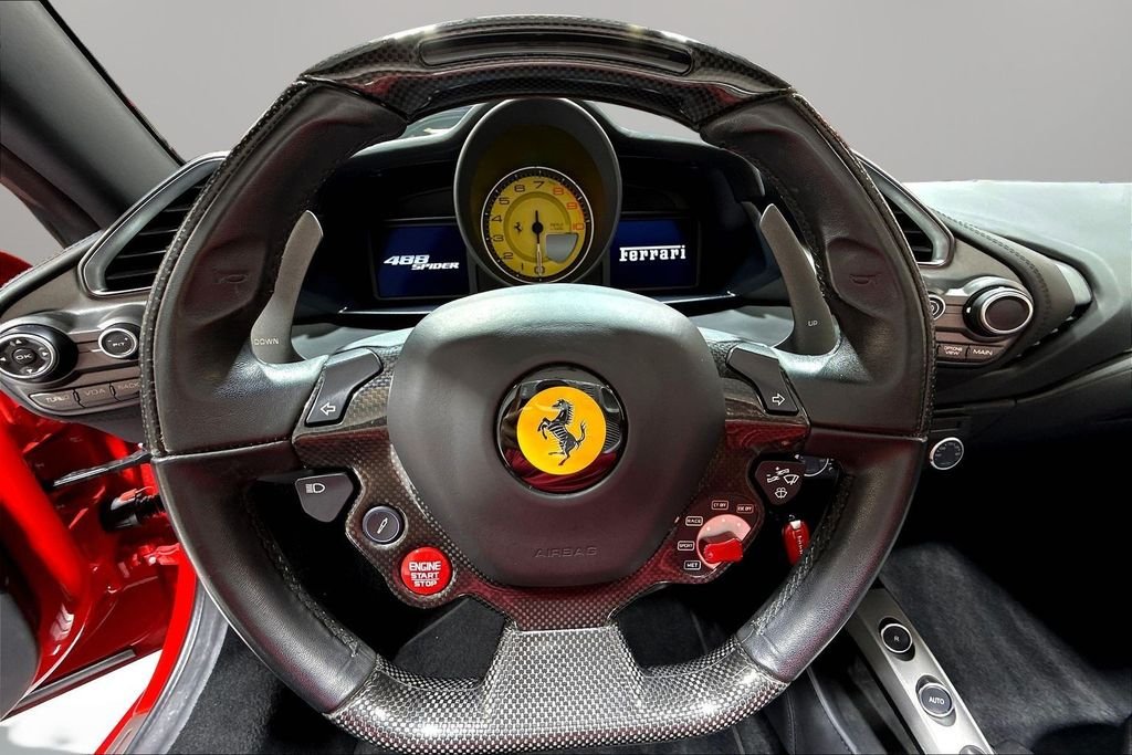 Used 2018  Ferrari  image 9