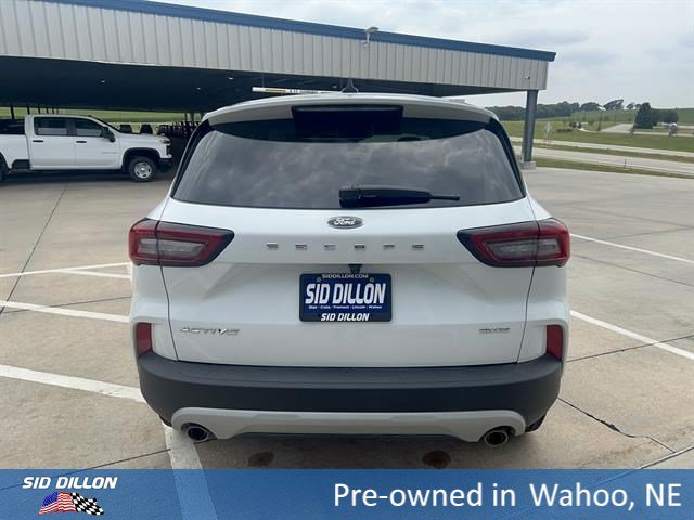 Used 2023 White Ford Active image 4