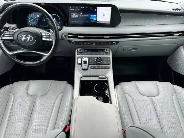 Used 2023 Silver Hyundai SEL image 16