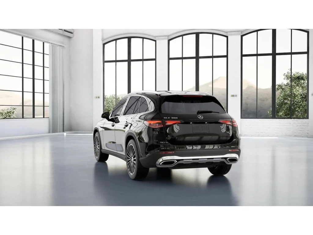 New 2027 Black Mercedes-Benz GLC 300 image 27