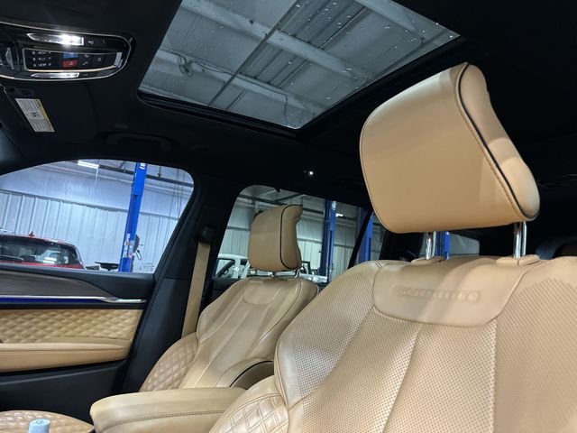 Used 2021 Black Jeep Summit image 20