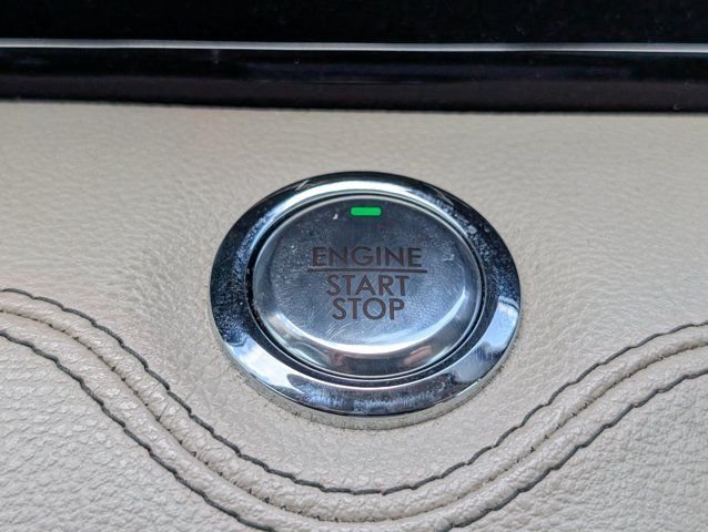 Used 2024 Blue Lincoln Reserve image 28