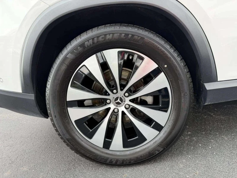Certified Used 2025 Polar White Mercedes-Benz GLE 350 image 31