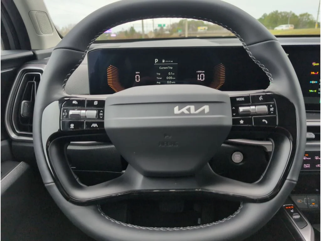 New 2026 Wolf Gray Kia S image 23