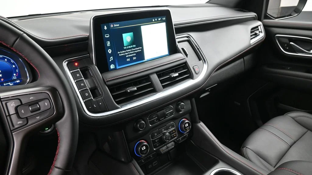 Used 2023 Black Chevrolet RST image 9
