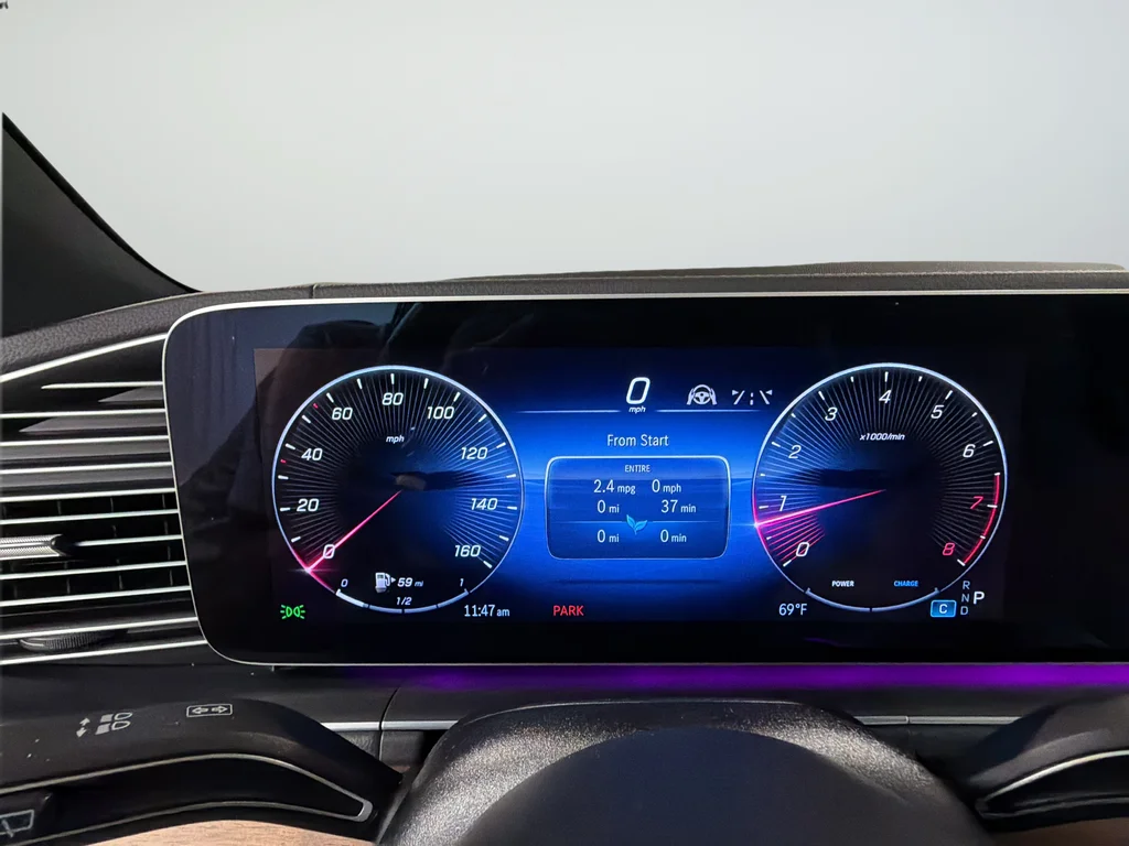 Used 2025 Black Mercedes-Benz GLS 580 image 11