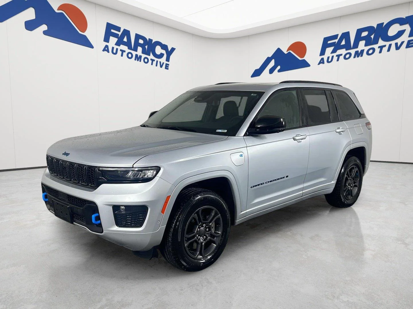 Used 2024 Silver Zynith Jeep Anniversary Edition image 1