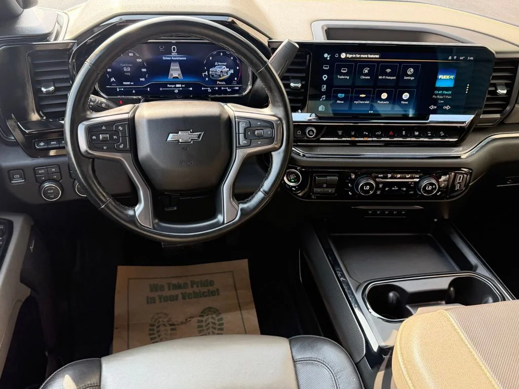 Used 2025 Gray Chevrolet ZR2 image 16