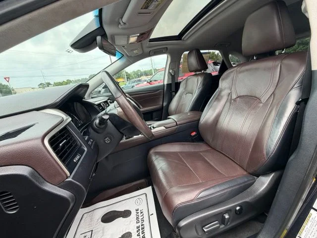 Used 2016  Lexus 350 image 12