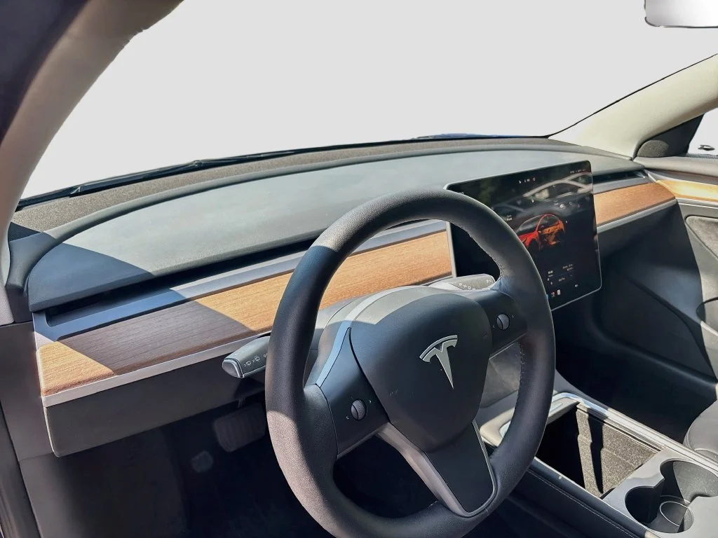 Used 2023 Deep Blue Metallic Tesla Base image 9