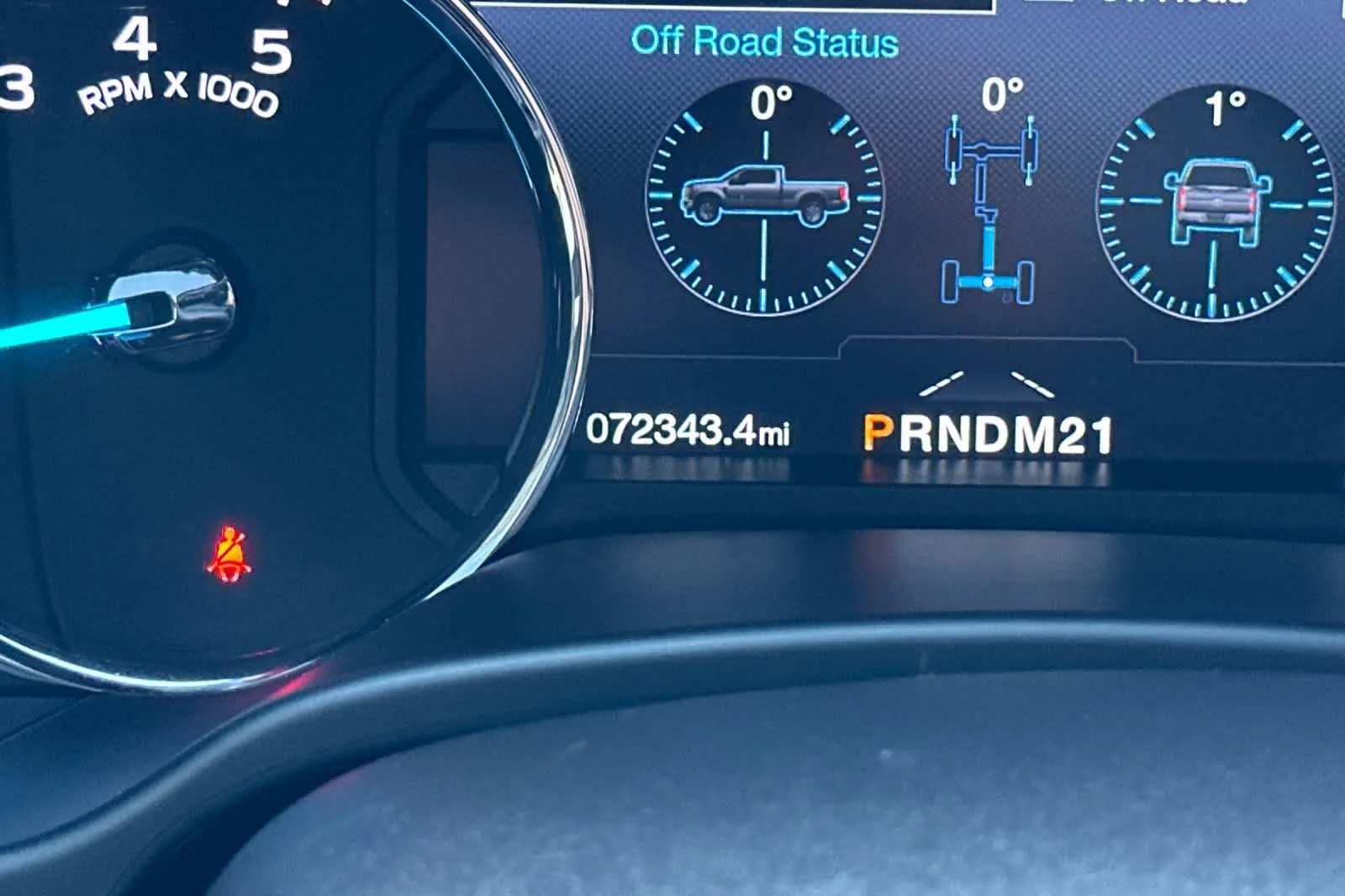 Certified Used 2019 White Platinum Metallic Tri-Coat Ford Platinum image 25