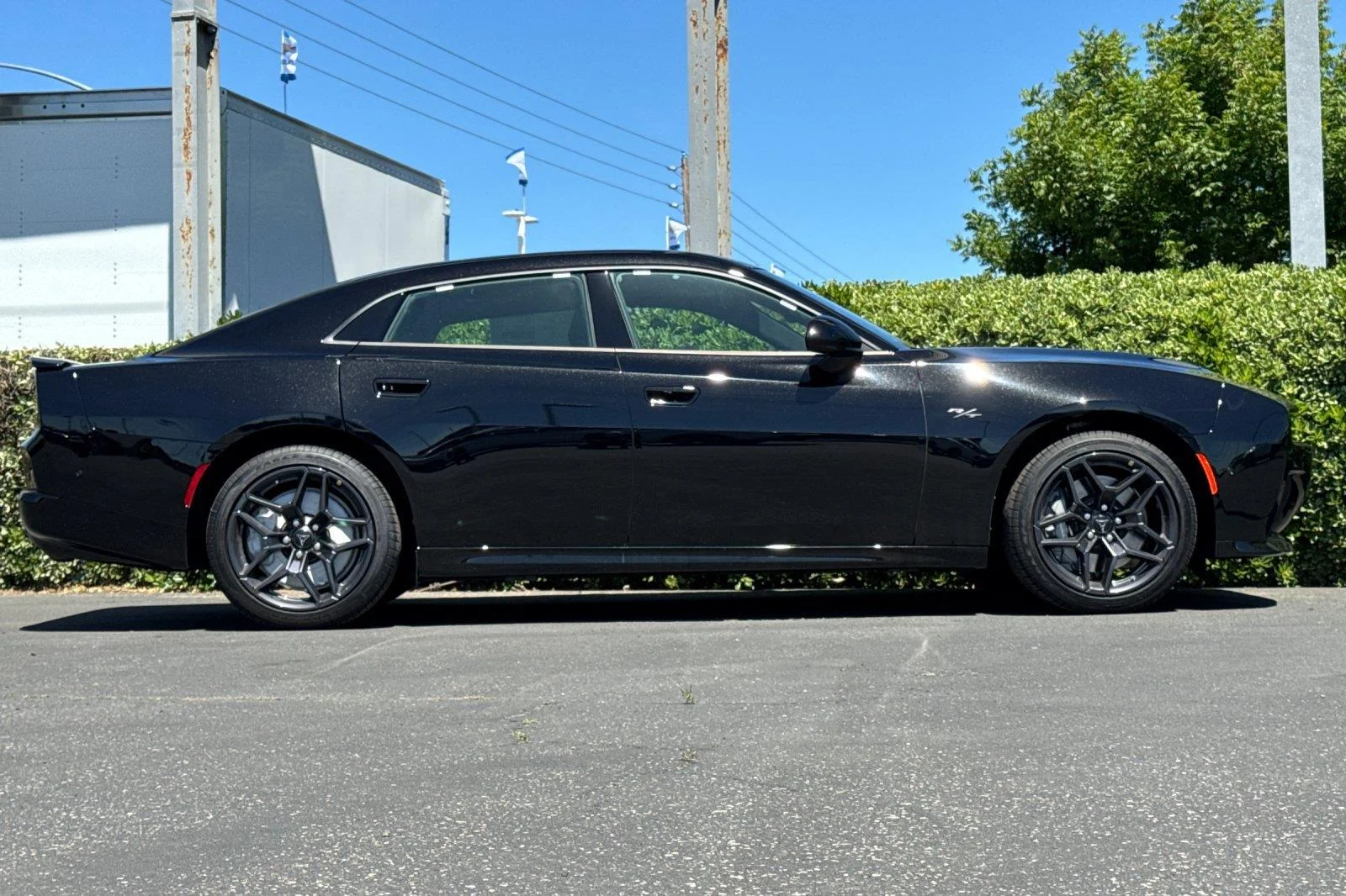 New 2026 Diamond Black Crystal Pearlcoat Dodge R/T Plus image 3