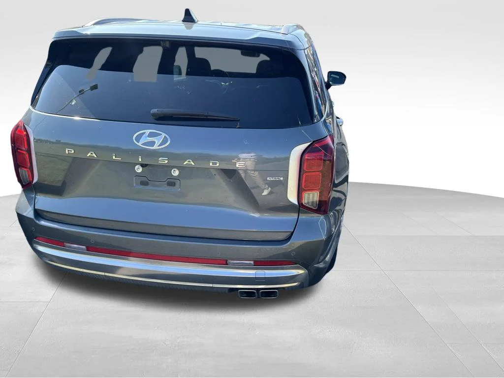 Used 2025 Gray Hyundai Calligraphy image 17