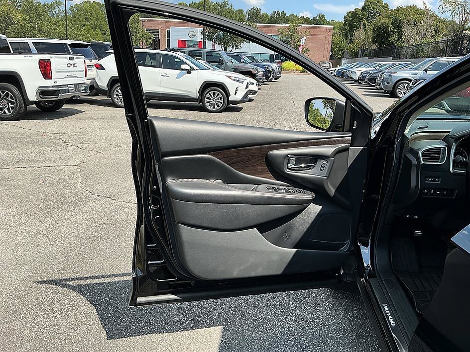 Used 2022 Magnetic Black Pearl Nissan Platinum image 12