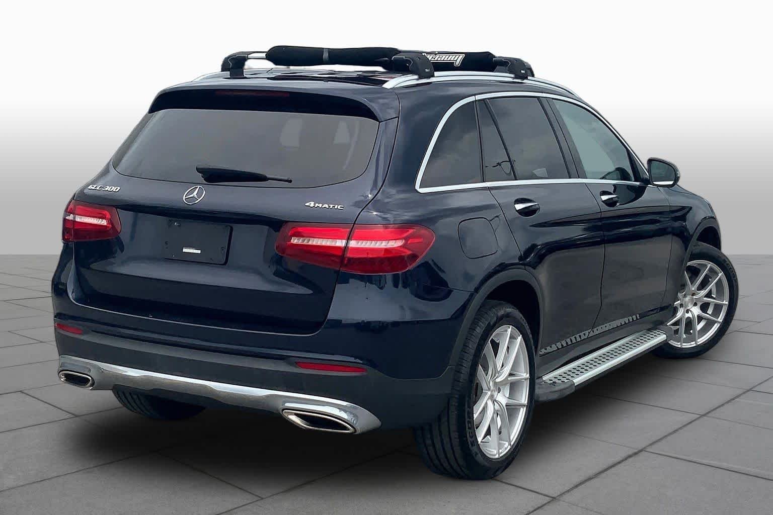 Used 2019 Lunar Blue Metallic Mercedes-Benz GLC 300 image 12