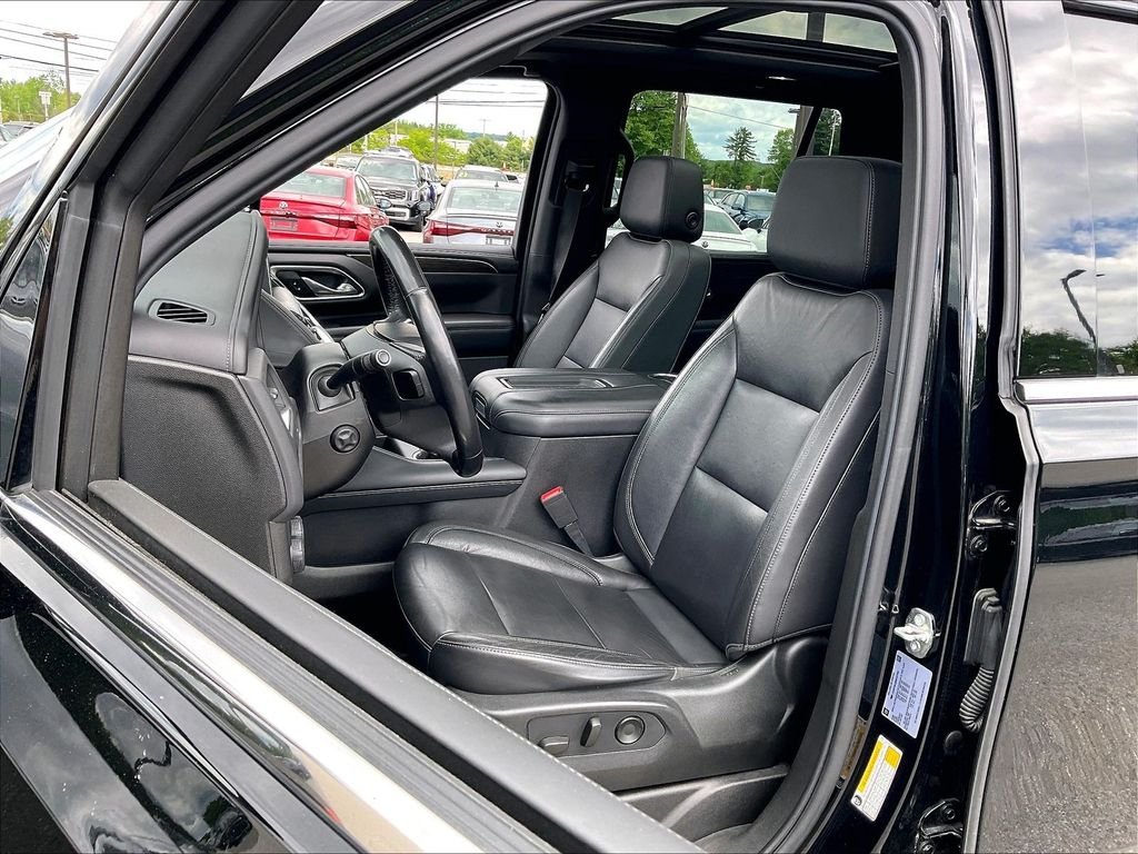 Used 2021 Black Chevrolet LT image 9