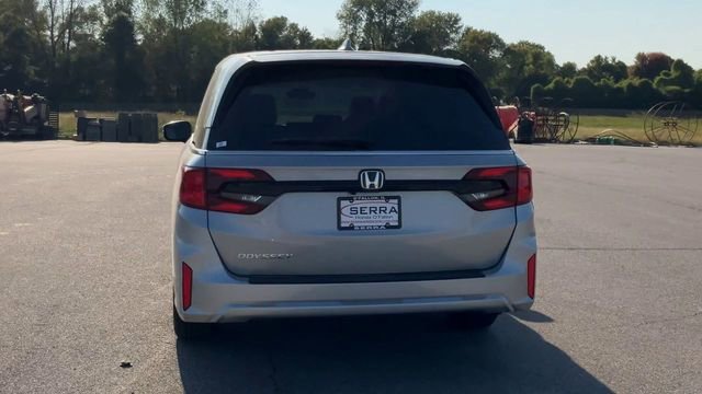 Certified Used 2026 Solar Silver Metallic Honda EX-L image 41