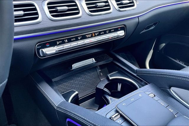 Used 2025 Black Mercedes-Benz GLS 450 image 18