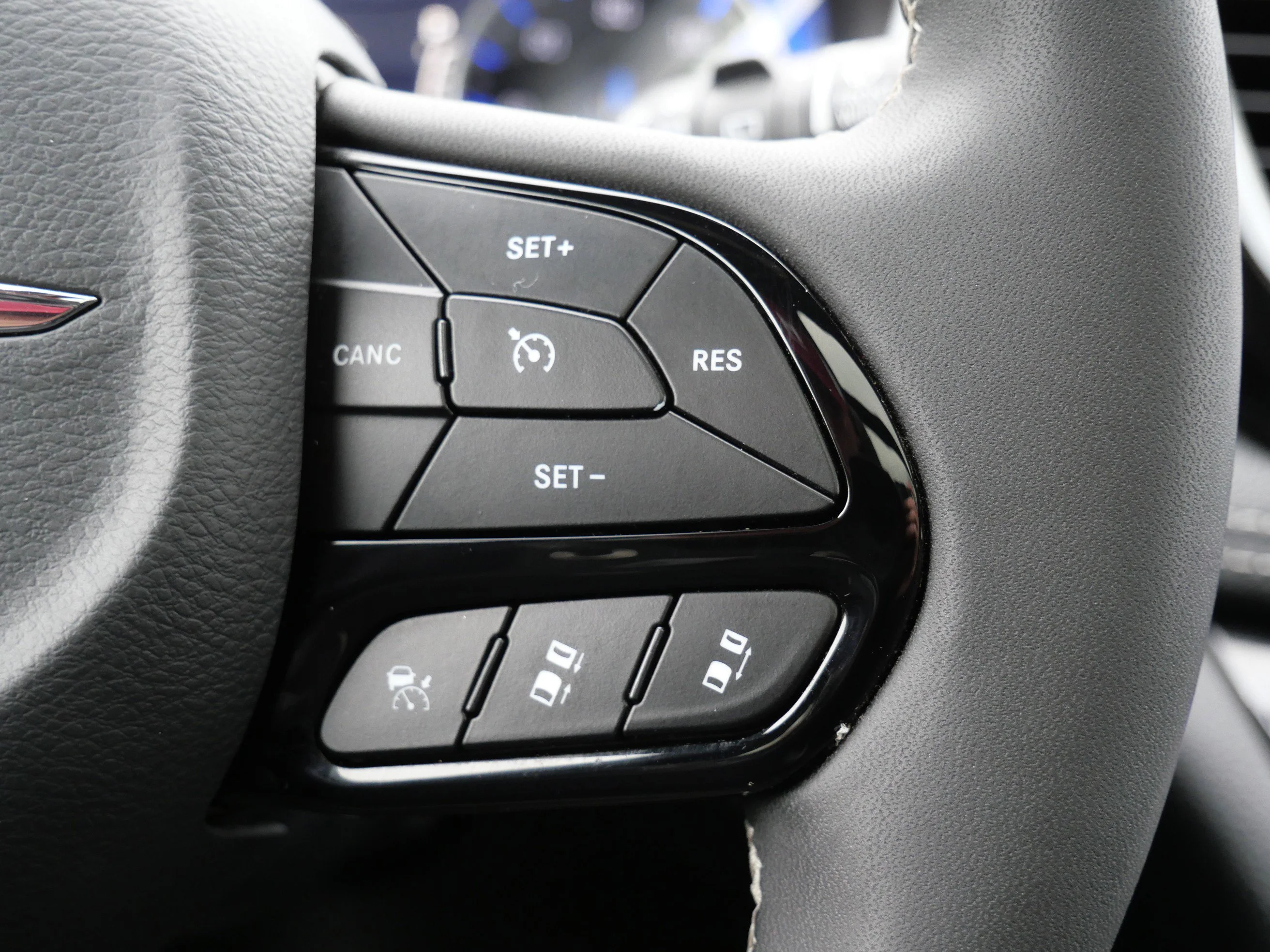 2025 Chrysler Pacifica Limited - Photo 23