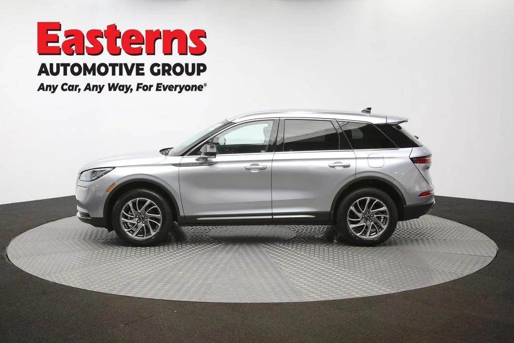 Used 2022 Silver Lincoln Standard image 60