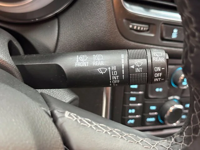 Used 2016 Red Buick Base image 16