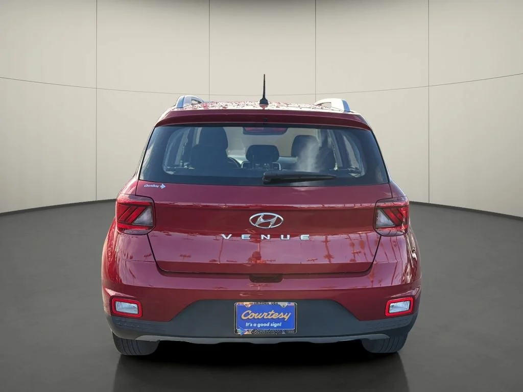 Used 2025 Red Hyundai SEL image 6