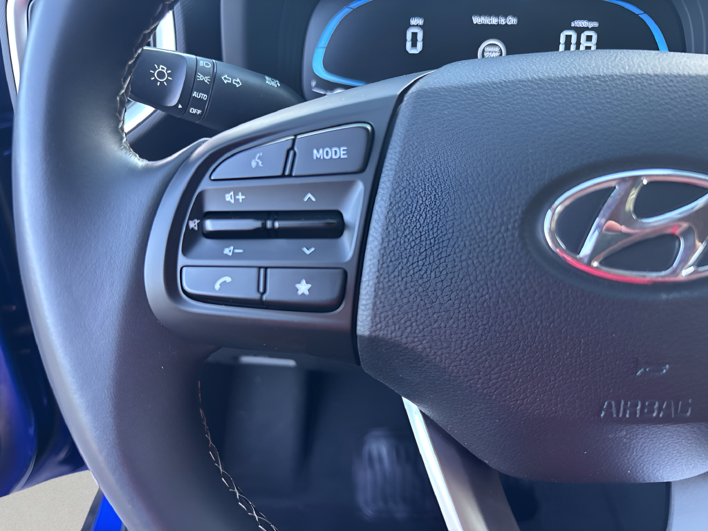 Used 2025 Blue Hyundai SEL image 14