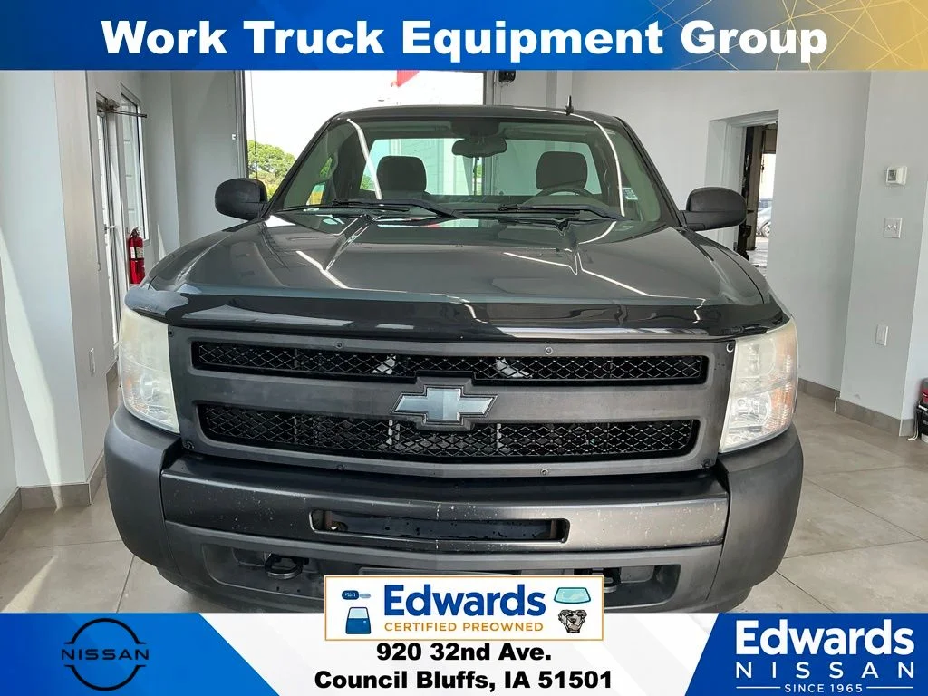 Used 2009 Blue Chevrolet Work Truck image 4