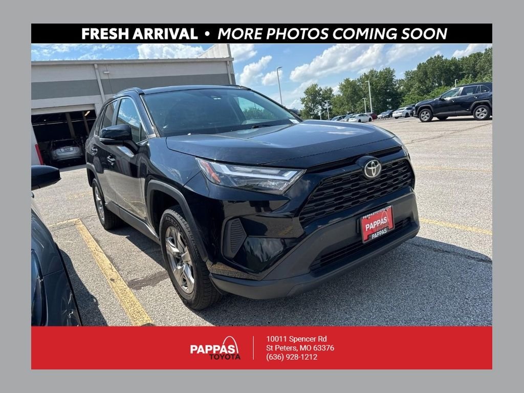Used 2022 Black Toyota XLE image 1