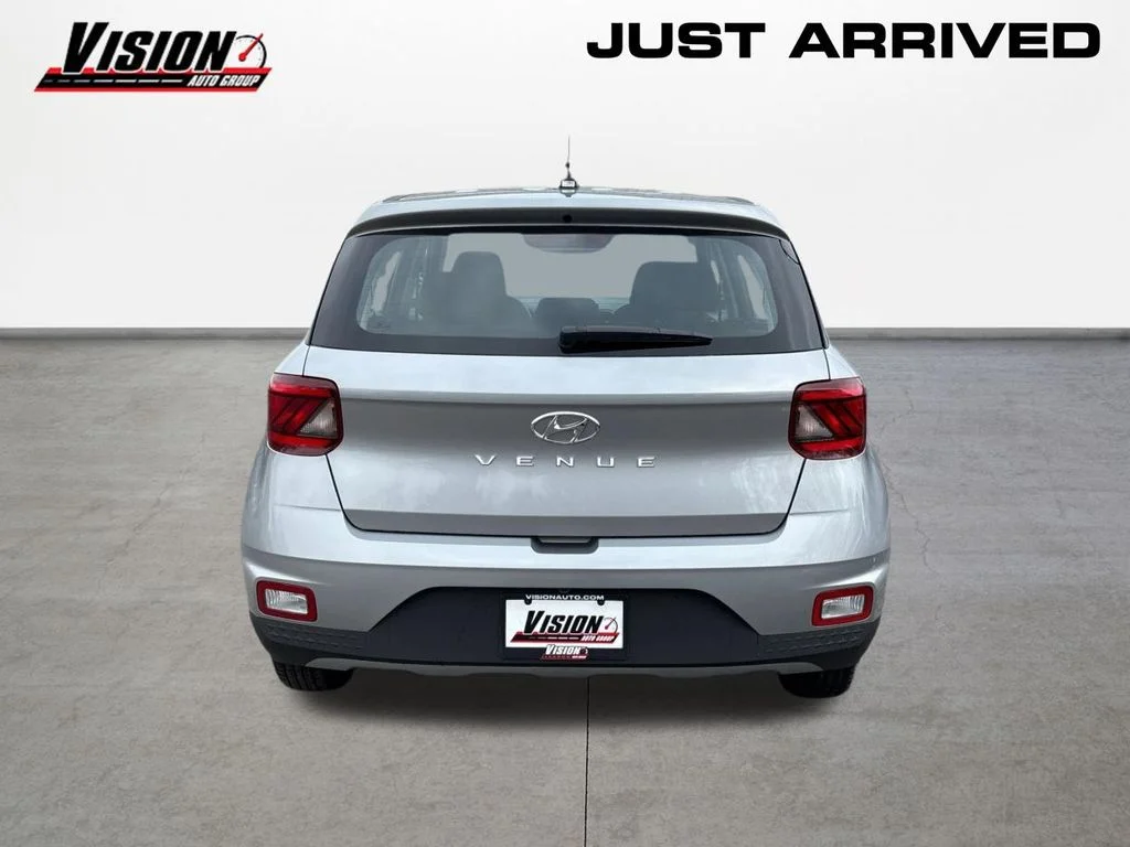 New 2026 Silver Hyundai SE image 6