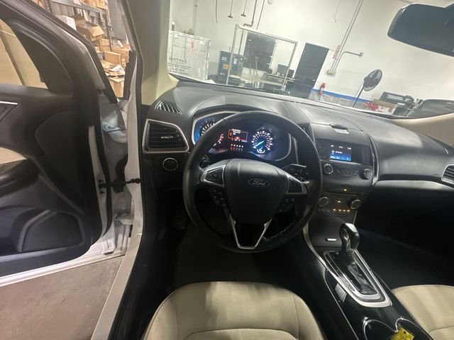 Used 2018 White Ford SEL image 15