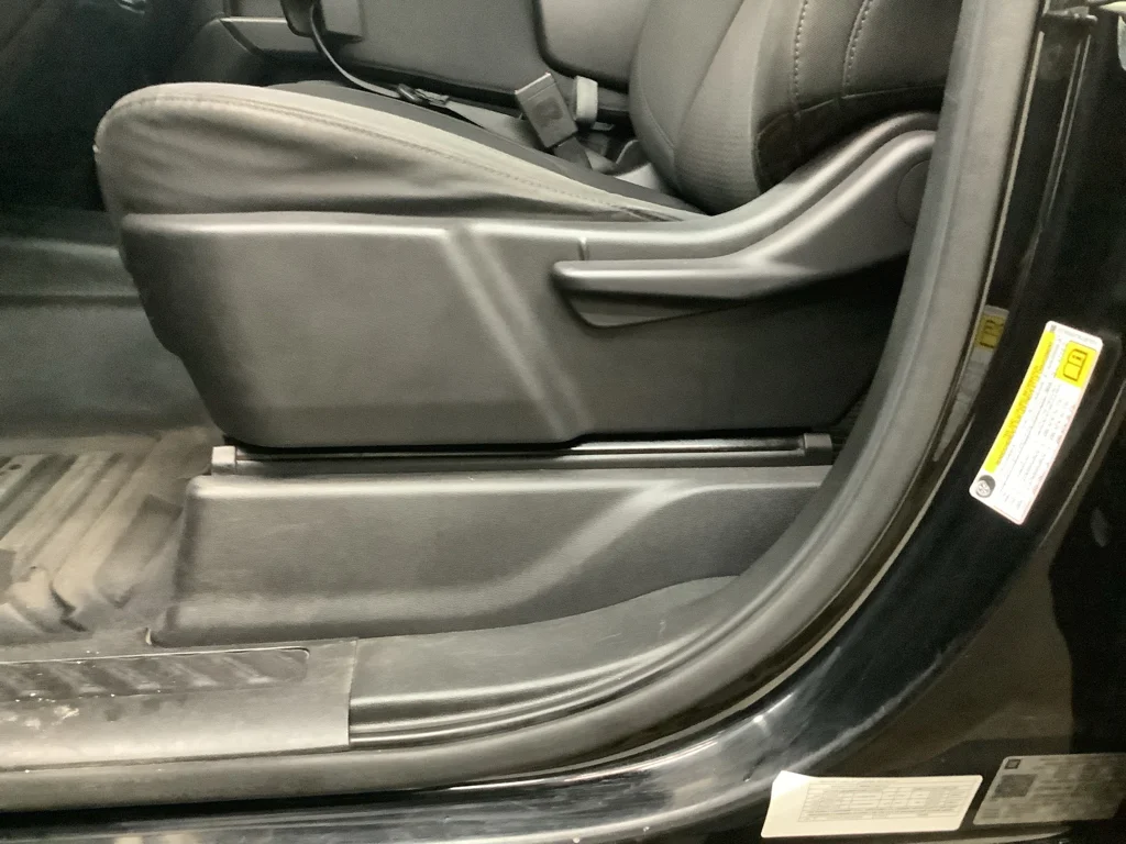 Used 2019 Onyx Black GMC Fleet/Base image 12
