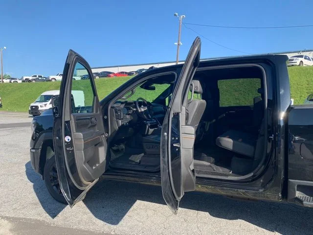 Used 2024 Black GMC AT4 image 19