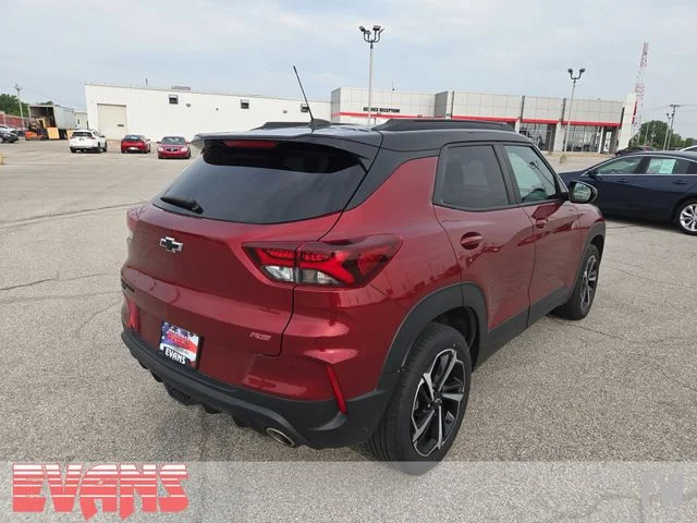Used 2022 Red Chevrolet RS image 28